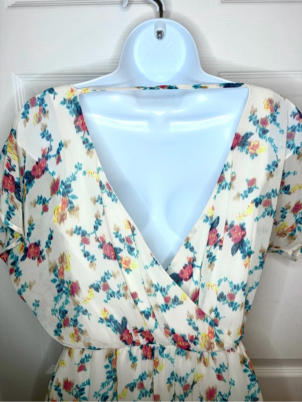 LUSH Multi Floral Backless Chiffon Dress Faux Wrap Back Ivory Cream Size S